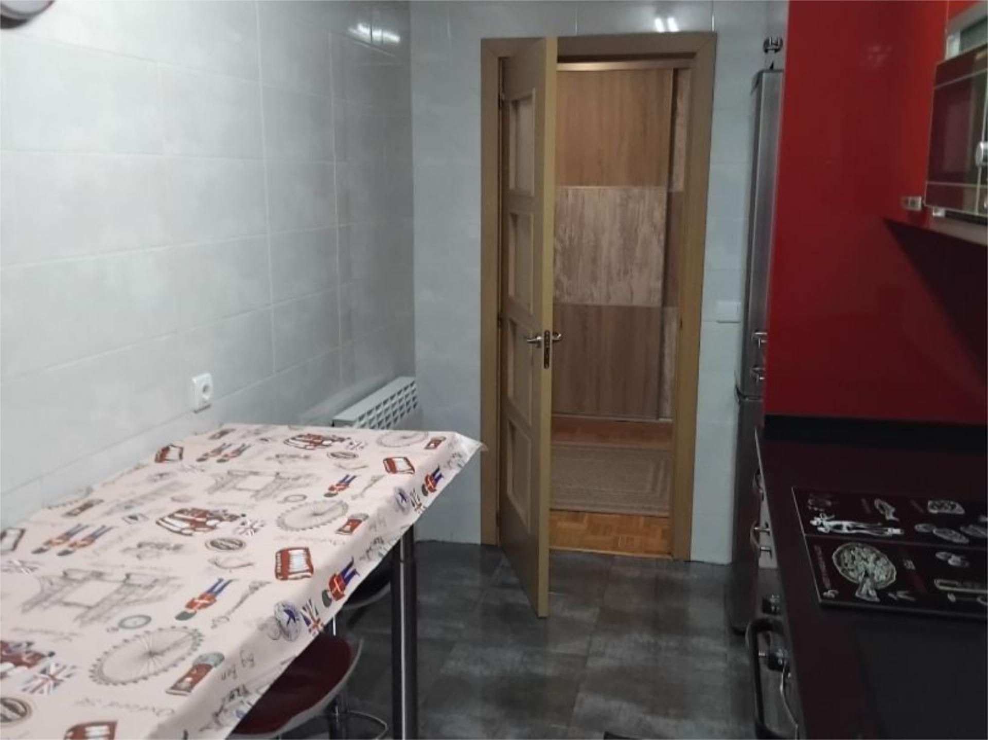 Flat for sale in Jose Pablo Ulibarri Xenda, 12, Aranbizkarra Kitchen of Flat for sale in Vitoria - Gasteiz with Heating, Parquet flooring and Terrace