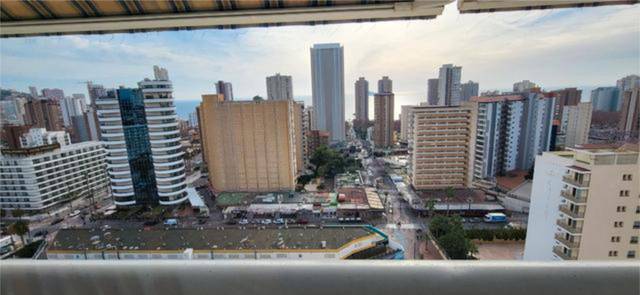 Apartamento en Alquiler en Levante Alto