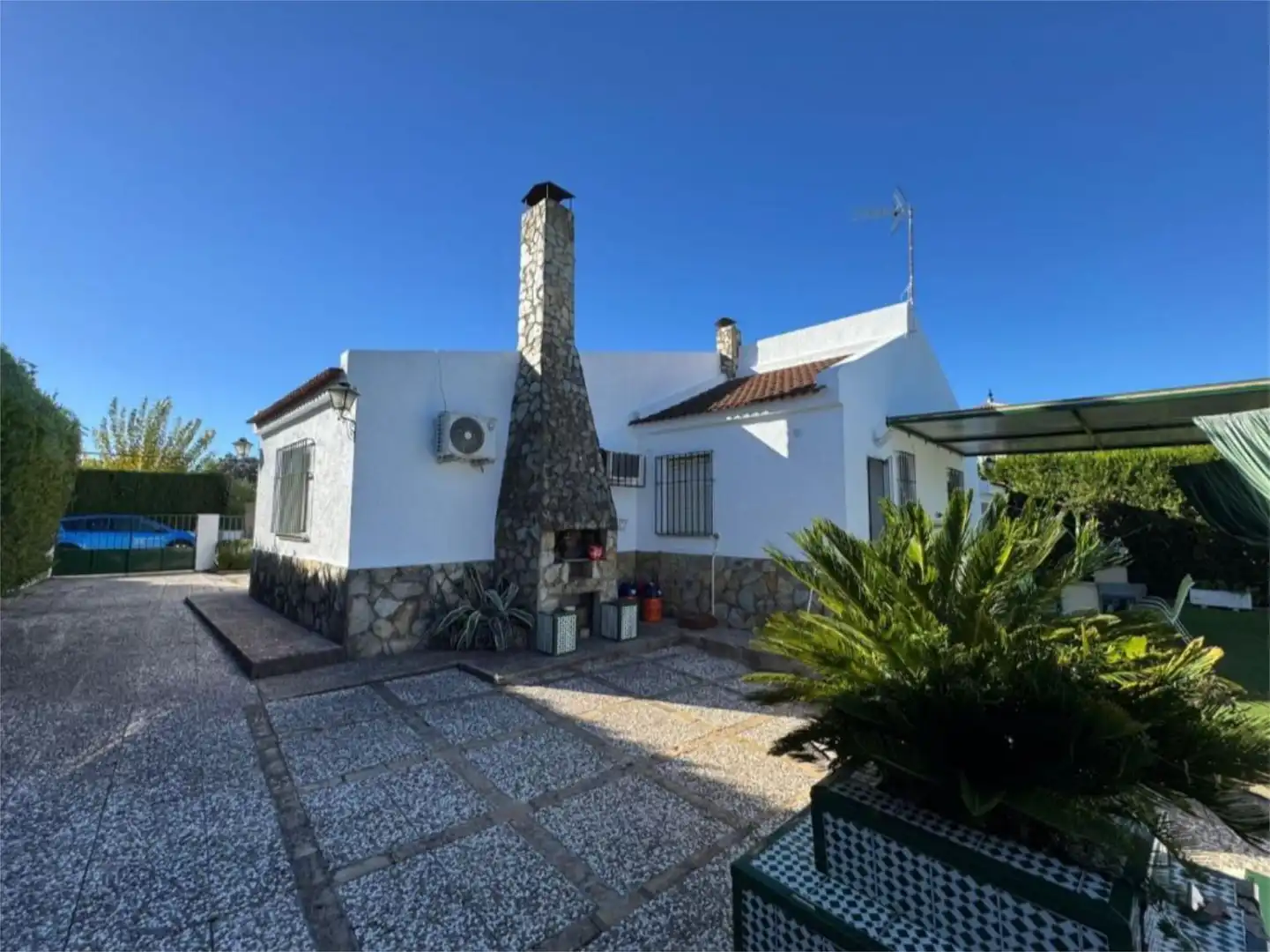 Vista exterior de Casa o chalet en venta en Castilblanco de los Arroyos con Aire acondicionado, Terraza y Piscina