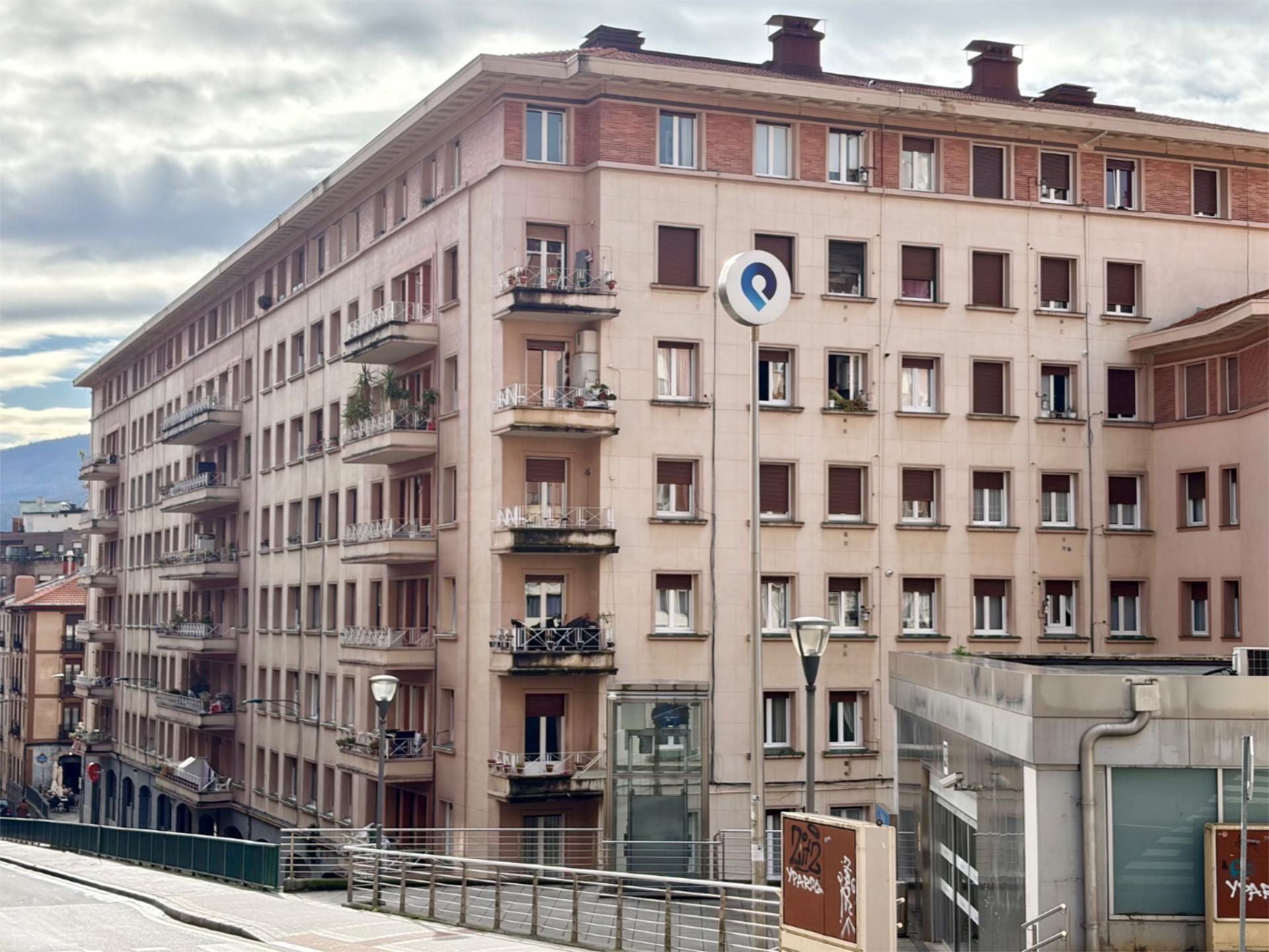 Exterior view of Flat for sale in Bilbao 