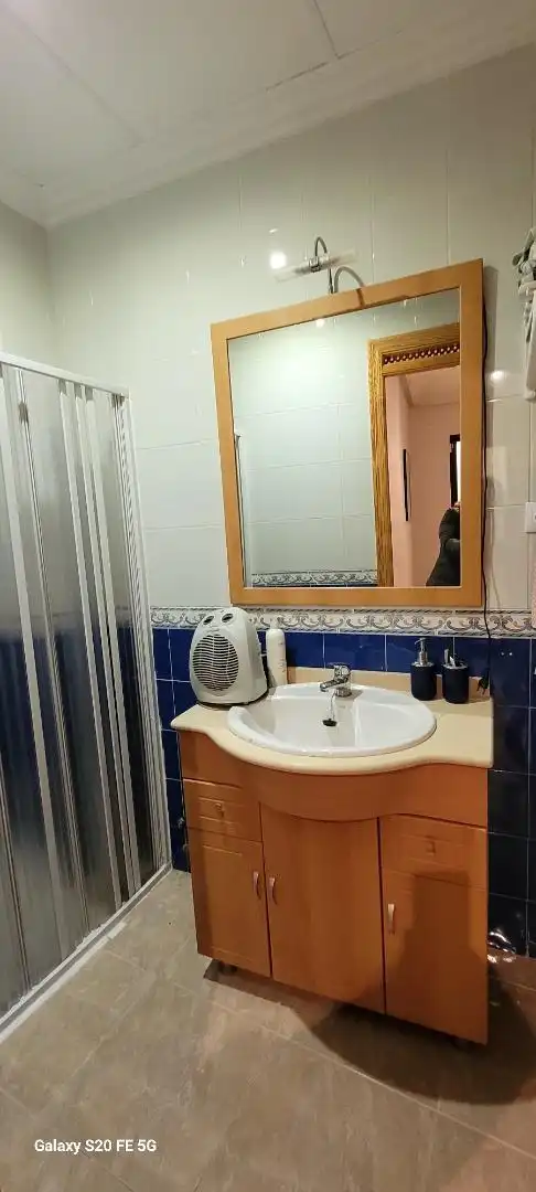 Detached homes for sale in Calle Barranco, 45, Prosperidad Bathroom of Detached homes for sale in Aspe with Air Conditioner, Terrace and Storage room