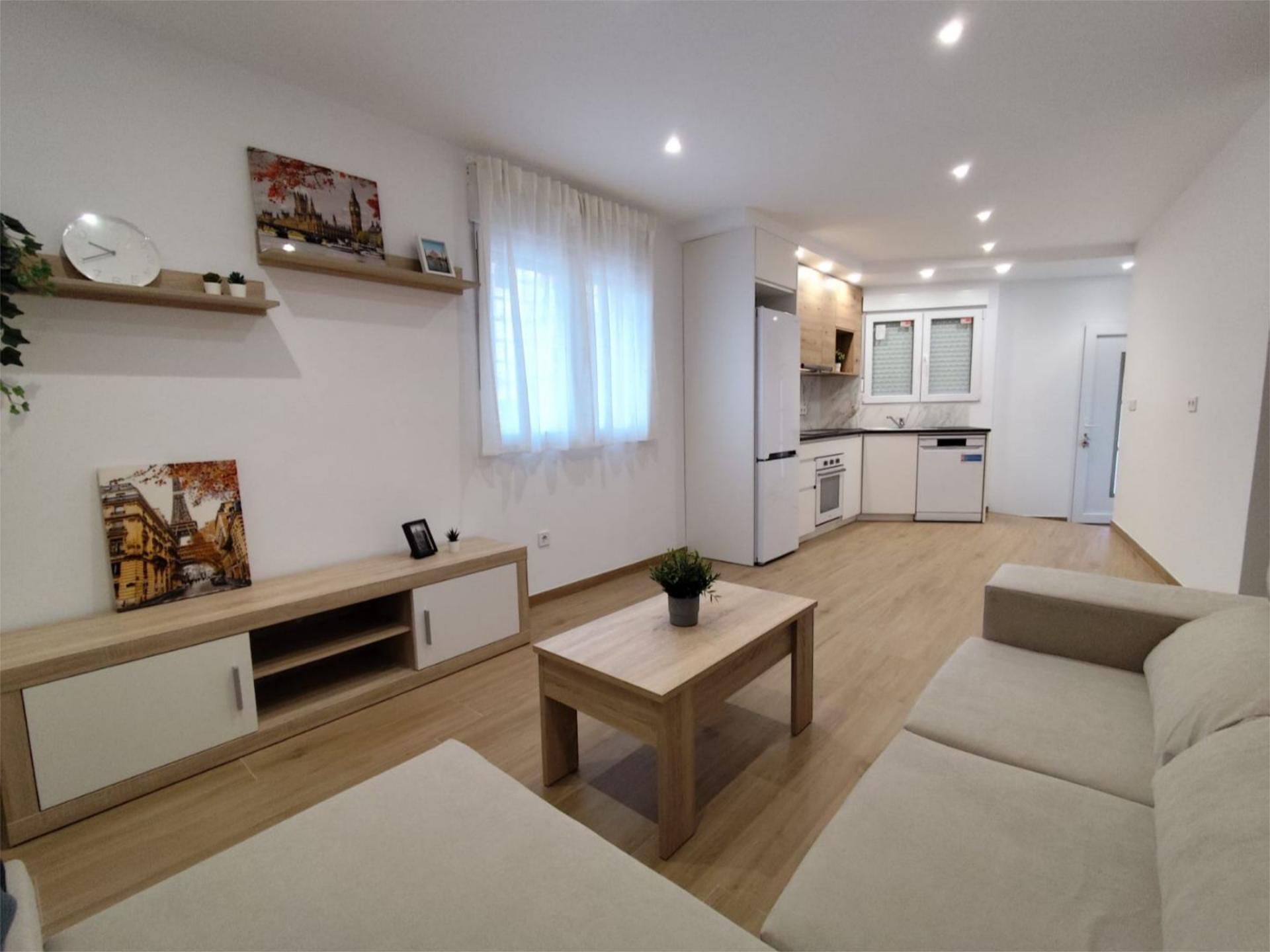 Planta baja to rent in Calle Virgen de la Soledad, 17, Plaza Castelar - Mercado Central Living room of Planta baja to rent in Elda