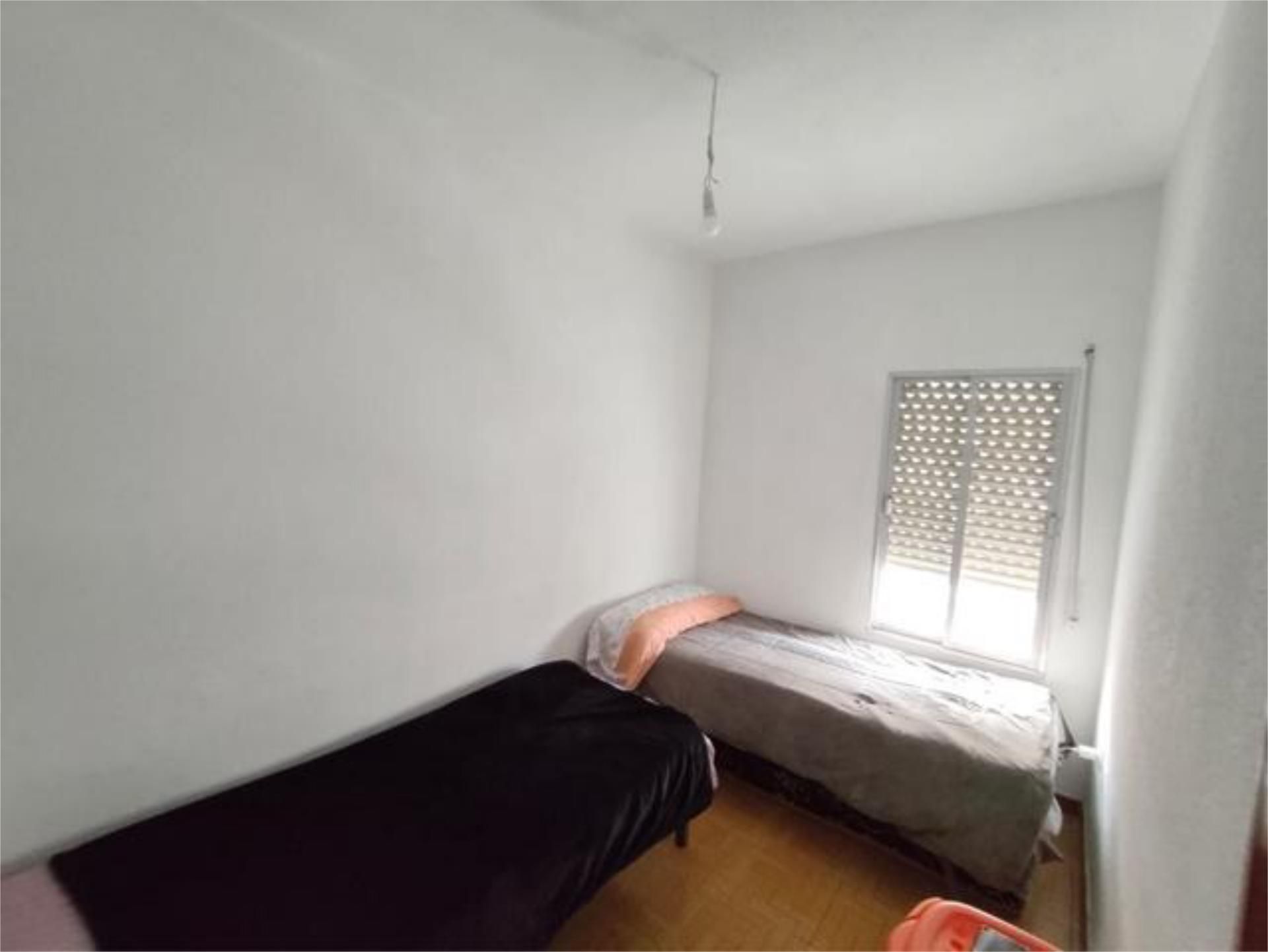 Apartament per a compartir a Calle Pinto - San Roque Apartament per a compartir a Calle Pinto - San Roque