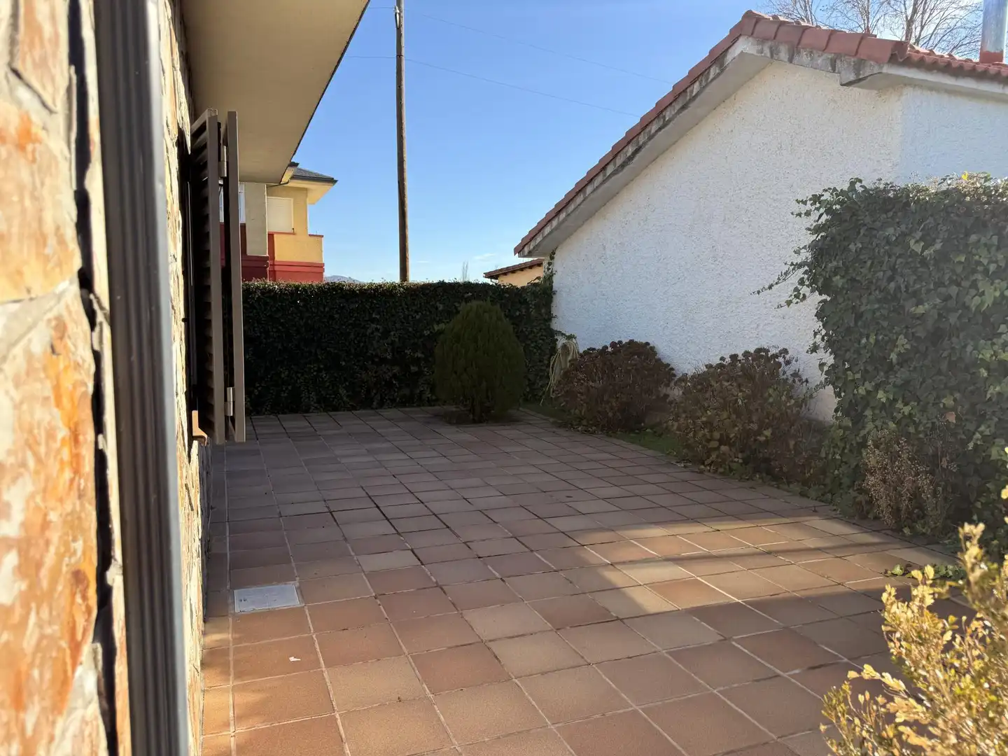Houses for sale in Calle de San Lázaro, 72, Buitrago del Lozoya Garden of Houses for sale in Buitrago del Lozoya with Air Conditioner, Terrace and Swimming Pool