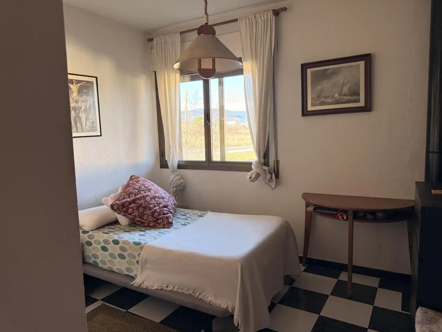 Houses for sale in Calle de San Lázaro, 72, Buitrago del Lozoya Bedroom of Houses for sale in Buitrago del Lozoya with Air Conditioner, Terrace and Swimming Pool