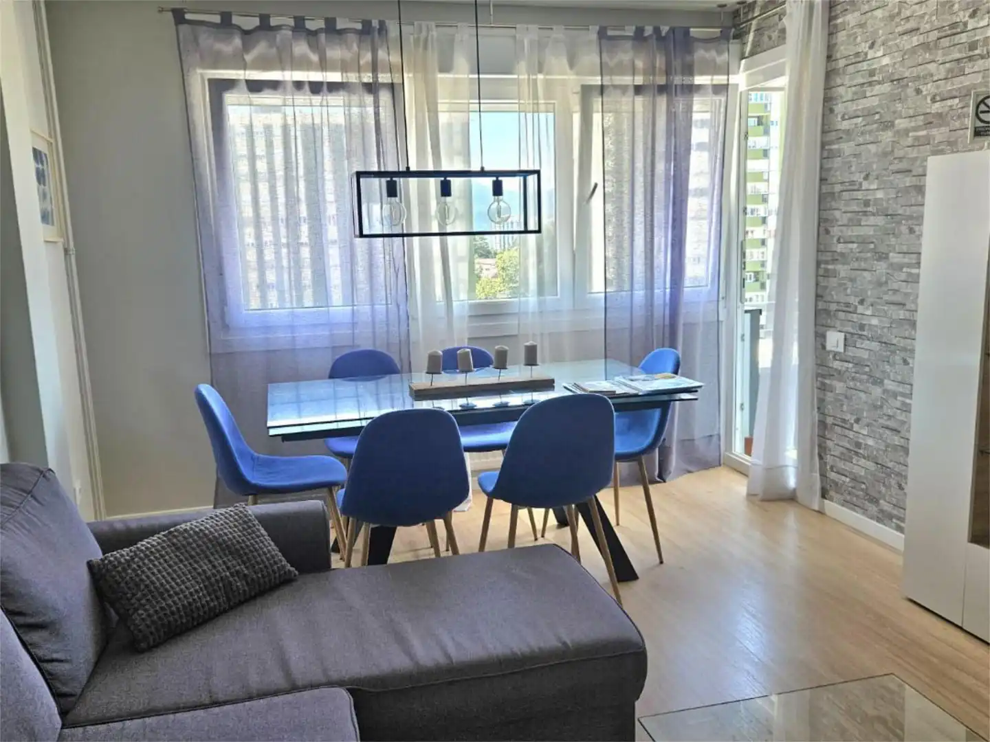 Piso en venta en Rúa de Marín, 26, Coia Comedor de Piso en venta en Vigo con Balcón