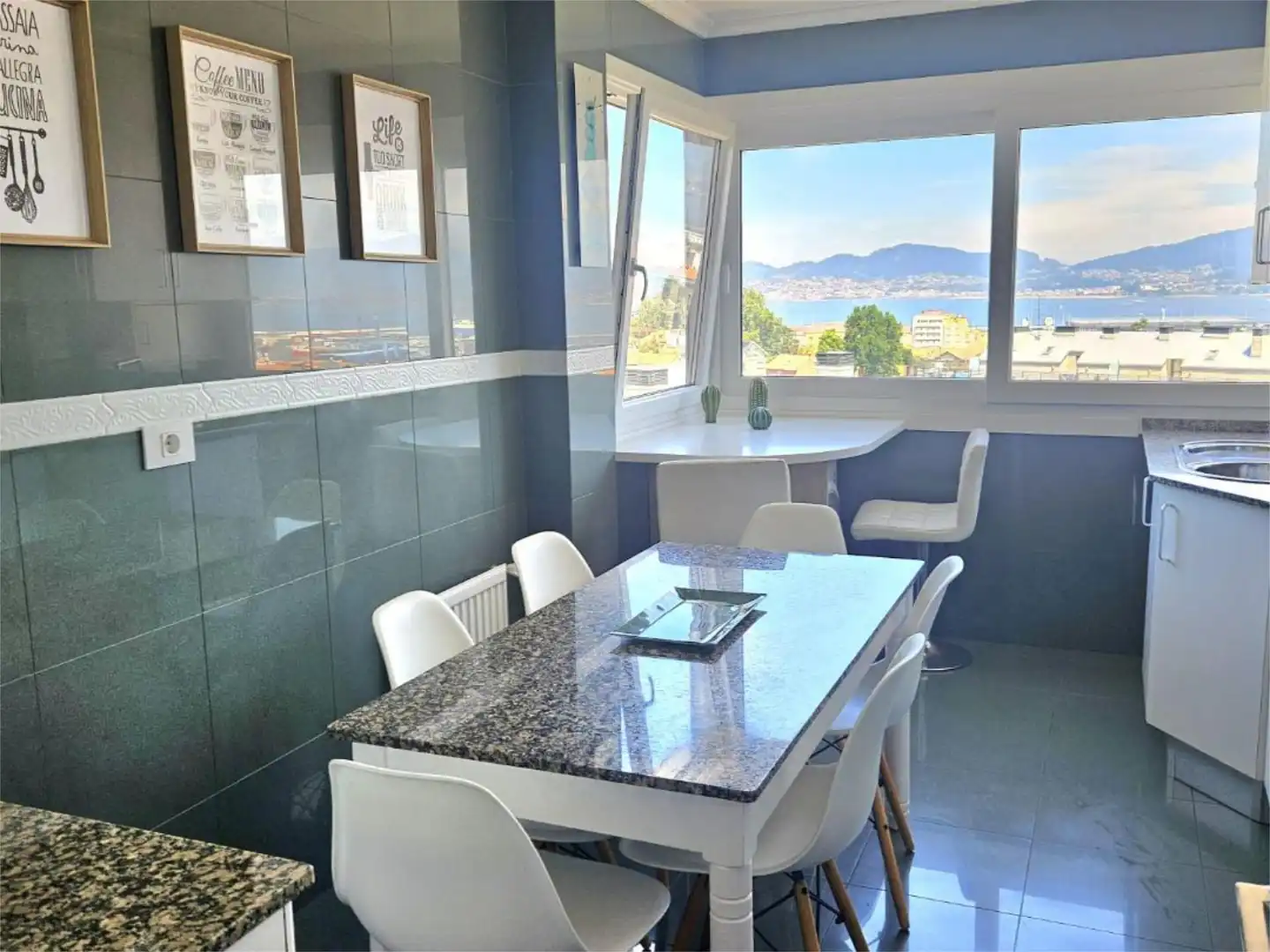 Piso en venta en Rúa de Marín, 26, Coia Comedor de Piso en venta en Vigo con Balcón