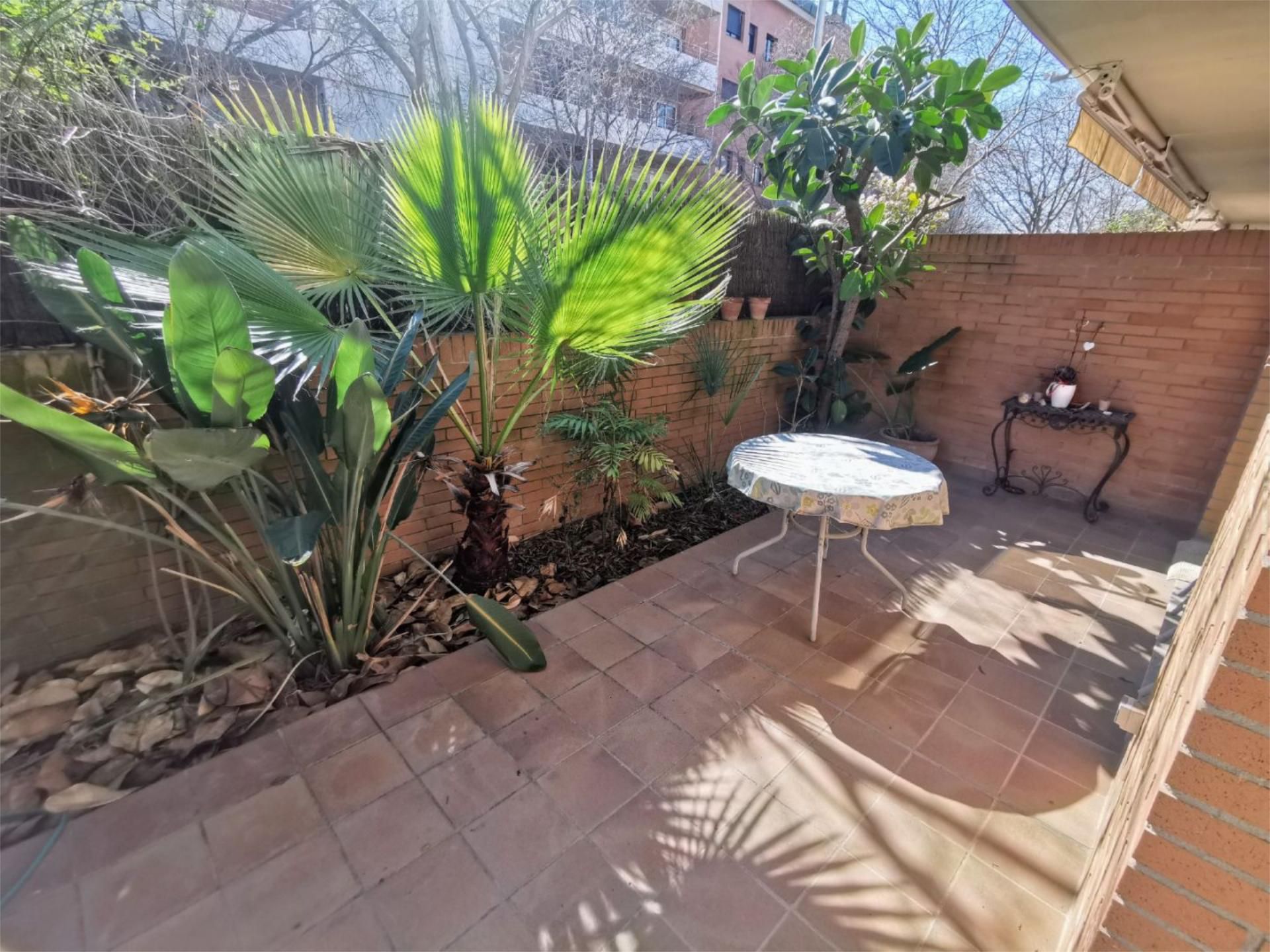 Planta baja de alquiler en Carrer d'Antonio Machado, 77, Els Canyars