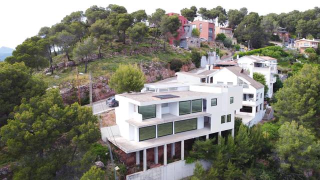 Casa-chalet en Venta en Carrer del Cim, 102 en Airesol