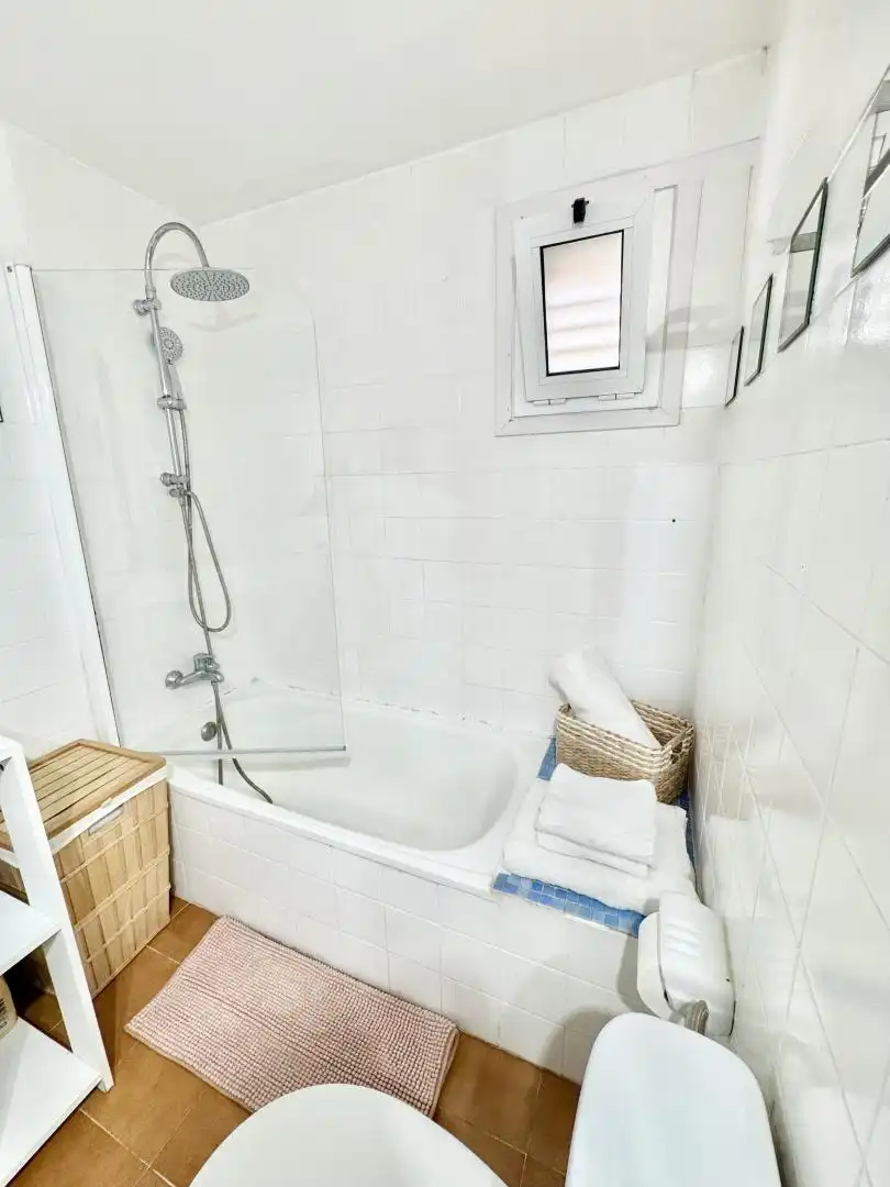 Bathroom of Flat for sale in Sant Josep de sa Talaia  with Air Conditioner, Terrace and Swimming Pool
