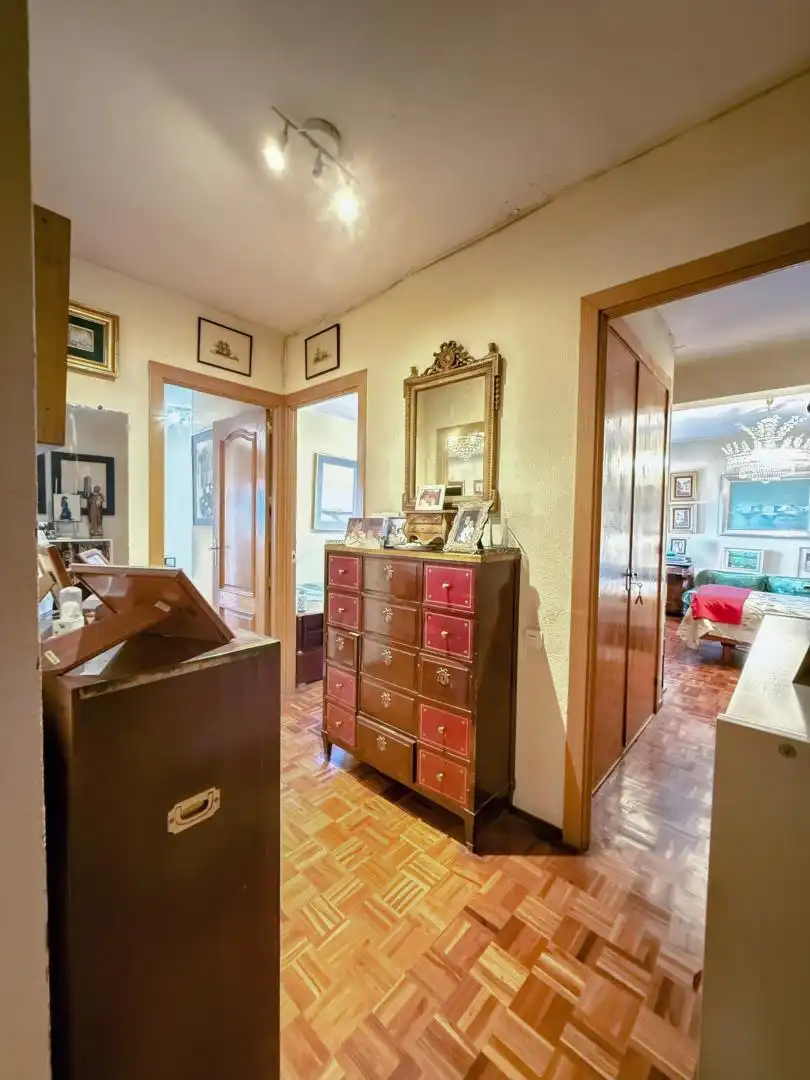 Flat for sale in Calle de Francisco José Arroyo, 2, Palomas Flat for sale in Madrid Capital with Terrace, Swimming Pool and Balcony