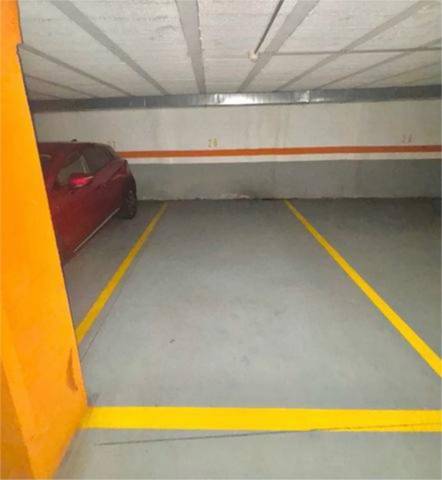 Garaje en Alquiler en Centro - Areal