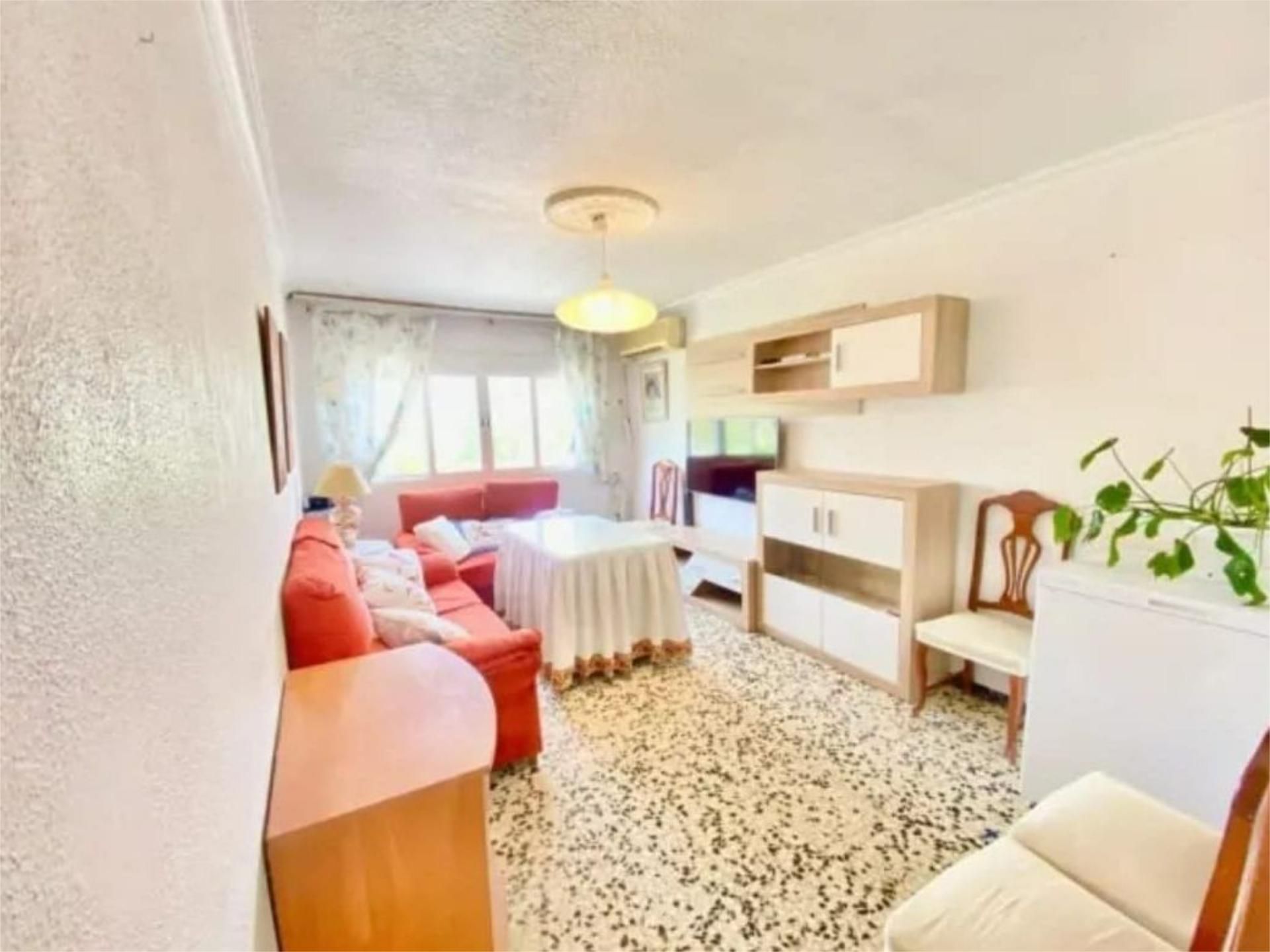 Vista exterior de Piso en venta en  Sevilla Capital con Aire acondicionado