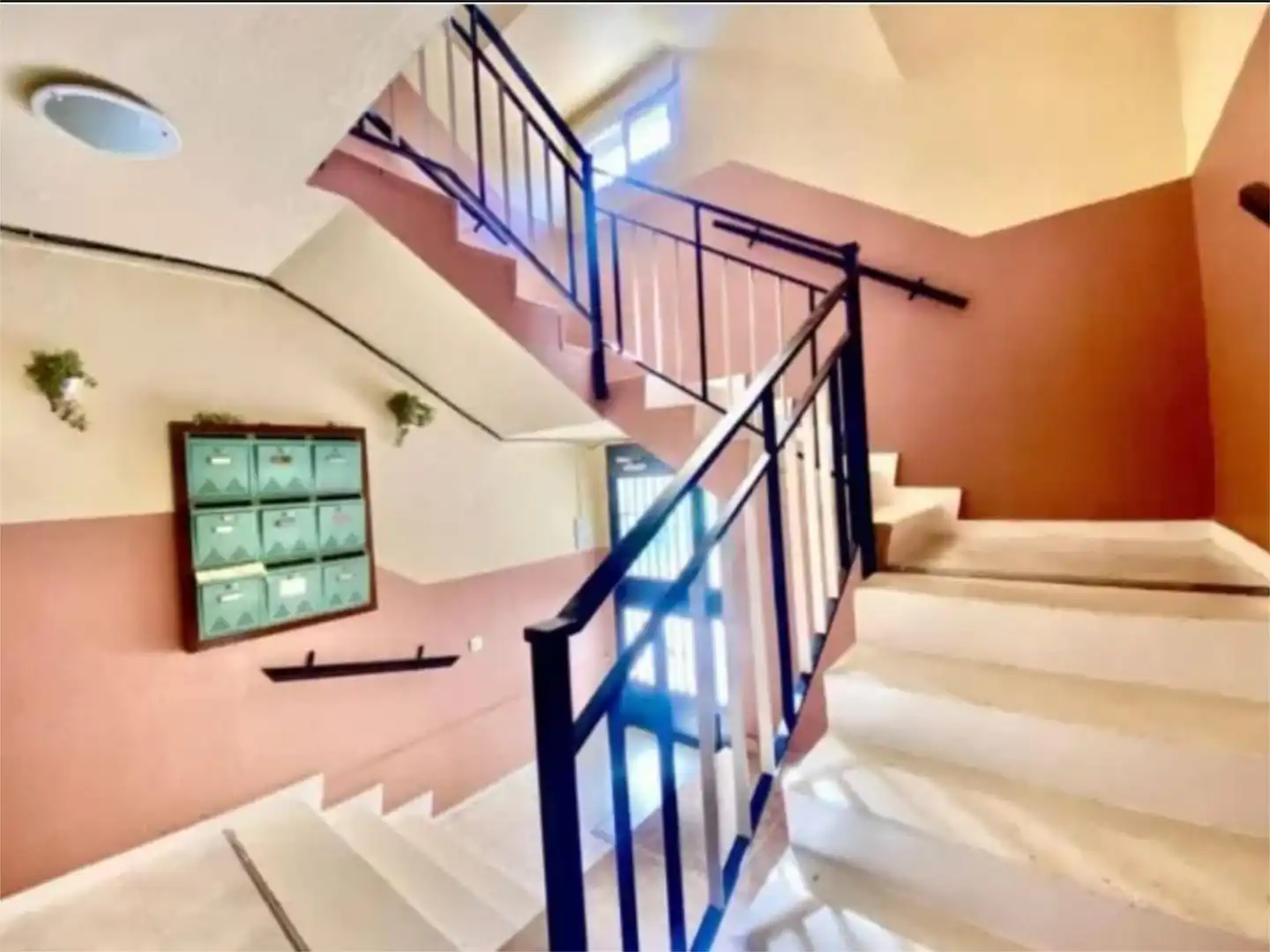 Piso en venta en Calle Divinas Palabras, 18, La Oliva Piso en venta en Sevilla con Aire acondicionado y Amueblado