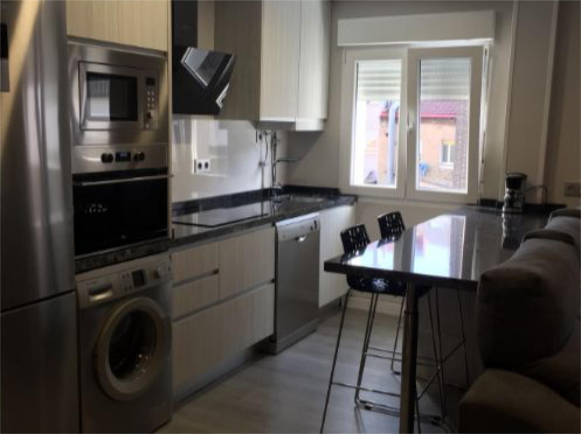 Kitchen of Flat to rent in Gijón   with Heating, Parquet flooring and Furnished