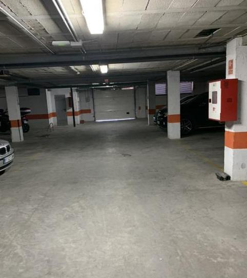 Garage to rent in Camino del Molinillo, 3, V Centenario - Piletas - Capuchinos, Sanlúcar de Barrameda - image 2 Photo 2 of Garage to rent in Camino del Molinillo, 3, V Centenario - Piletas - Capuchinos, Sanlúcar de Barrameda