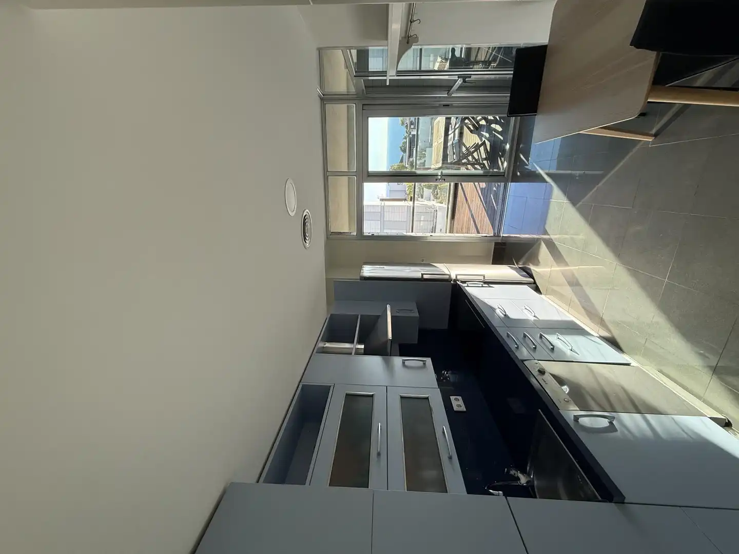 Apartament en venda a Calle del Mármol, 161, Chullera Cuina de Apartament en venda en Manilva amb Aire condicionat, Terrassa i Piscina