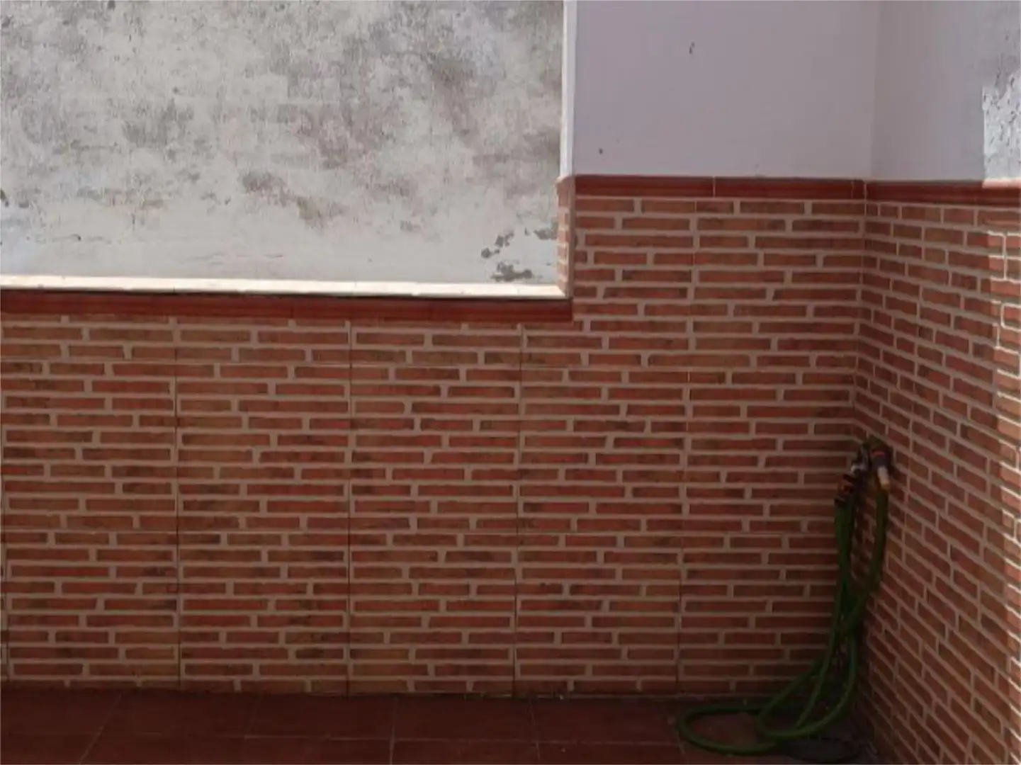 Casa adosada en venta en Calle Peña, 8, Jerez de los Caballeros Vista exterior de Casa adosada en venta en Jerez de los Caballeros con Terraza y Balcón
