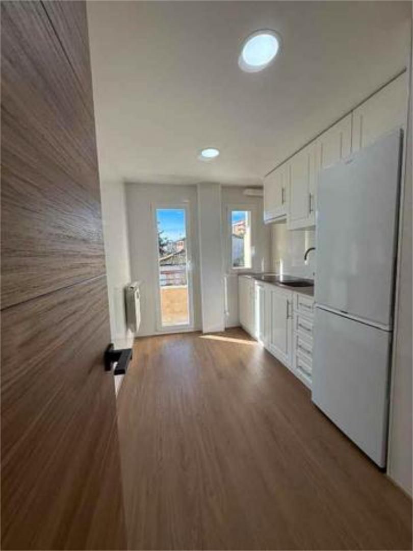 Kitchen of Flat for sale in Oviedo   with Heating and Terrace