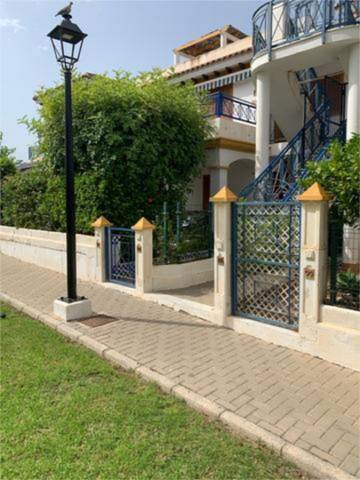 Apartamento en Alquiler en El Playazo