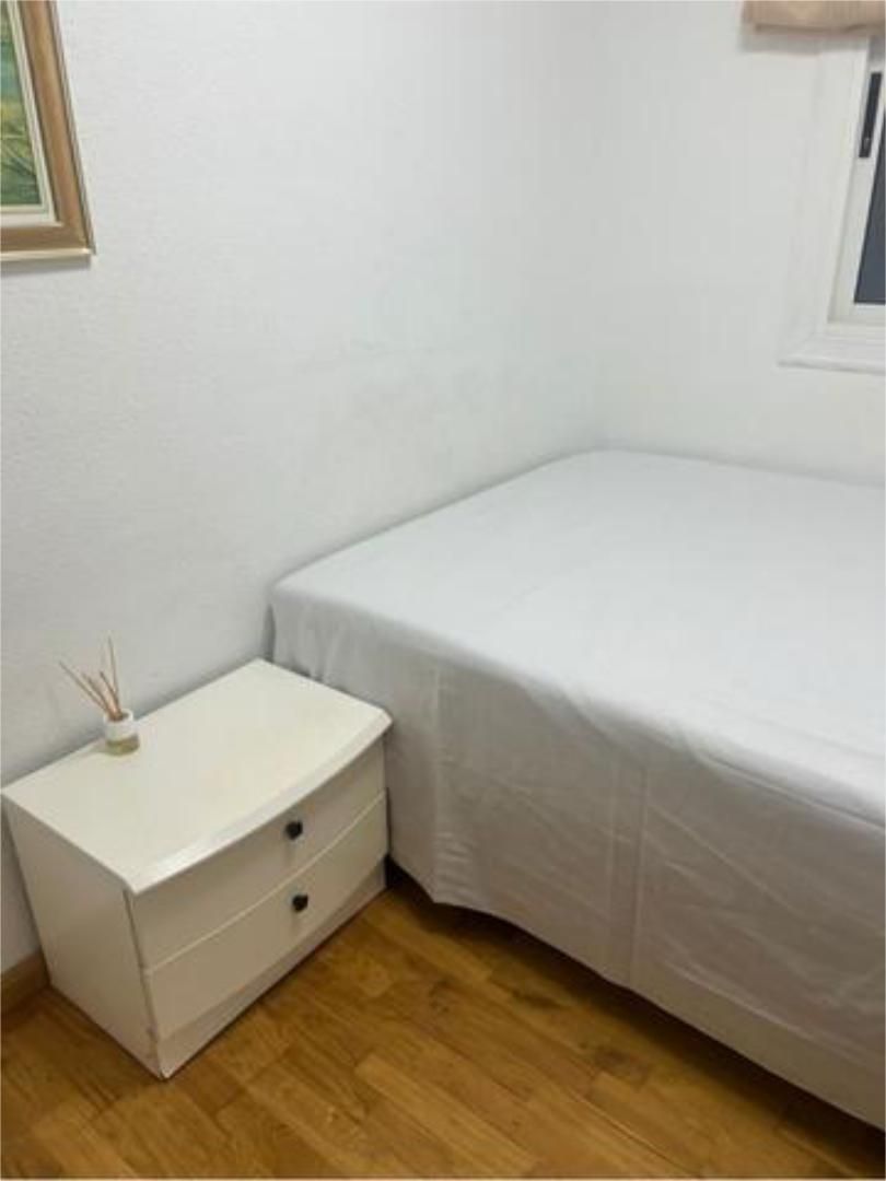 Bedroom of Apartment to rent in Sant Feliu de Llobregat