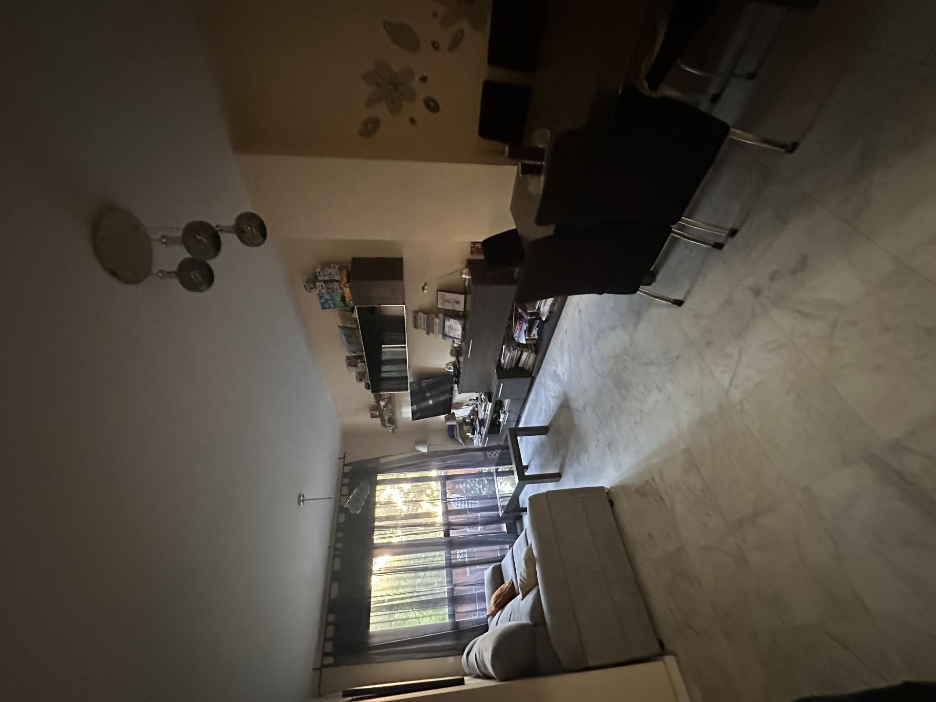 Pis en venda a Avenida Alcalde Pedro Rodríguez González, La Florida - Vistalegre Sala d'estar de Pis en venda en Huelva Capital amb Aire condicionat, Calefacció i Aparcament comunitari