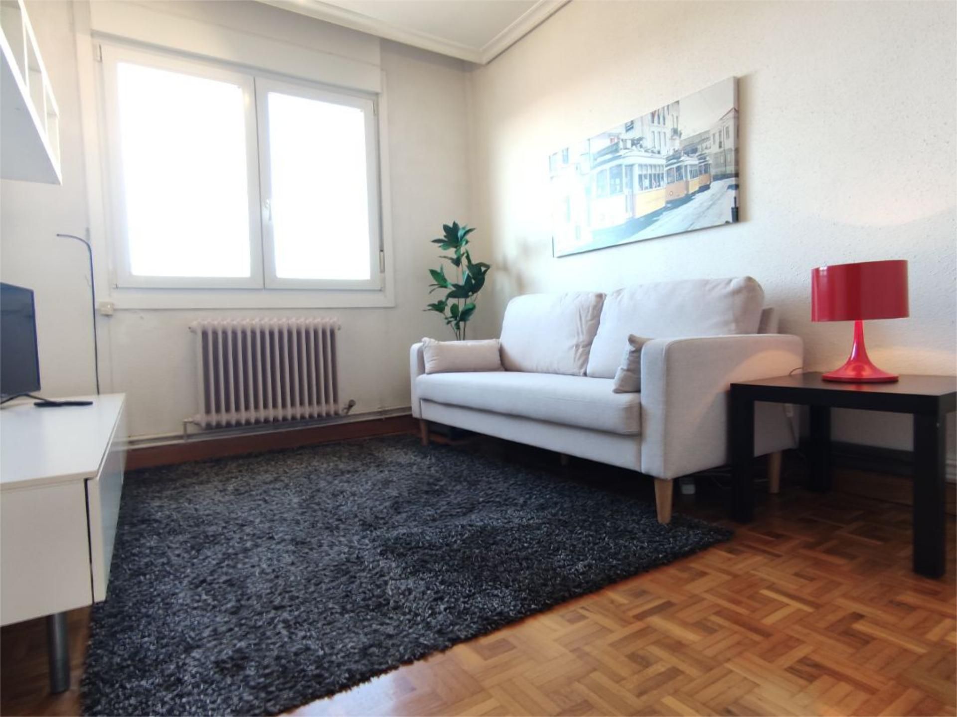 Living room of Flat for sale in  Pamplona / Iruña