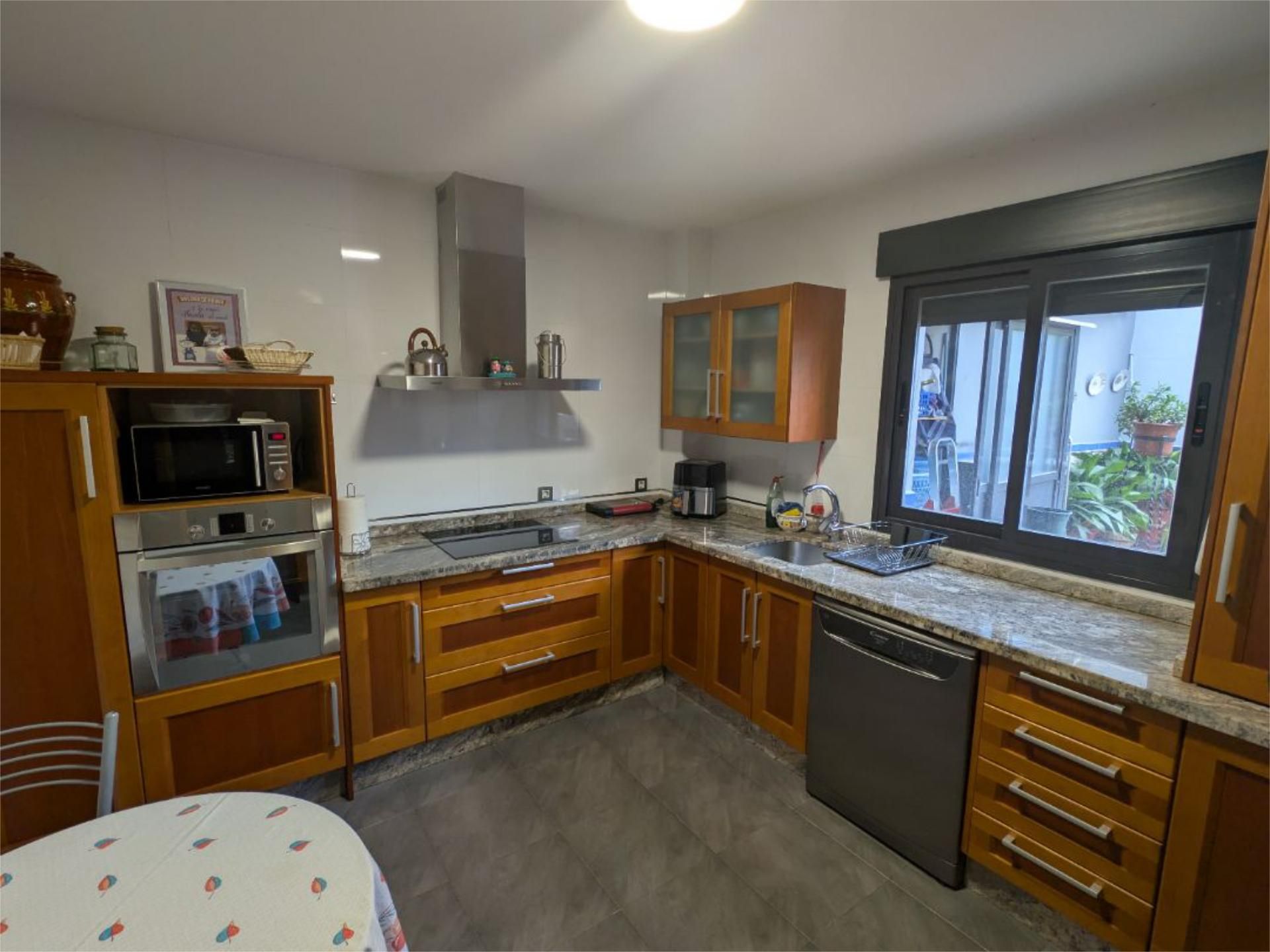 Kitchen of Flat for sale in Albolote  with Terrace