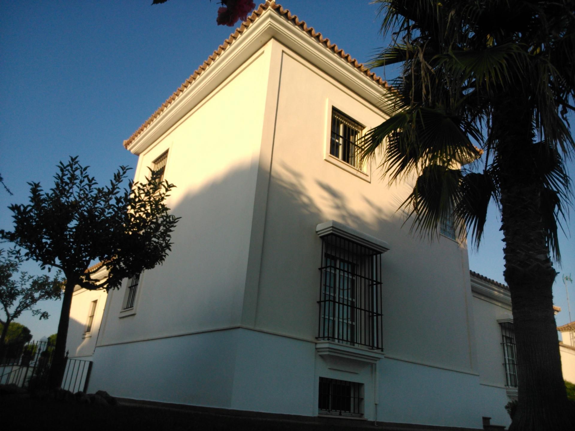 Vista exterior de Casa o xalet en venda en El Portil amb Terrassa i Piscina