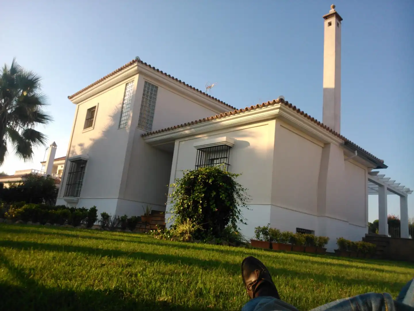 Casa o chalet en venta en Avenida Cristóbal Colón, 23, El Portil Vista exterior de Casa o chalet en venta en El Portil con Terraza y Piscina