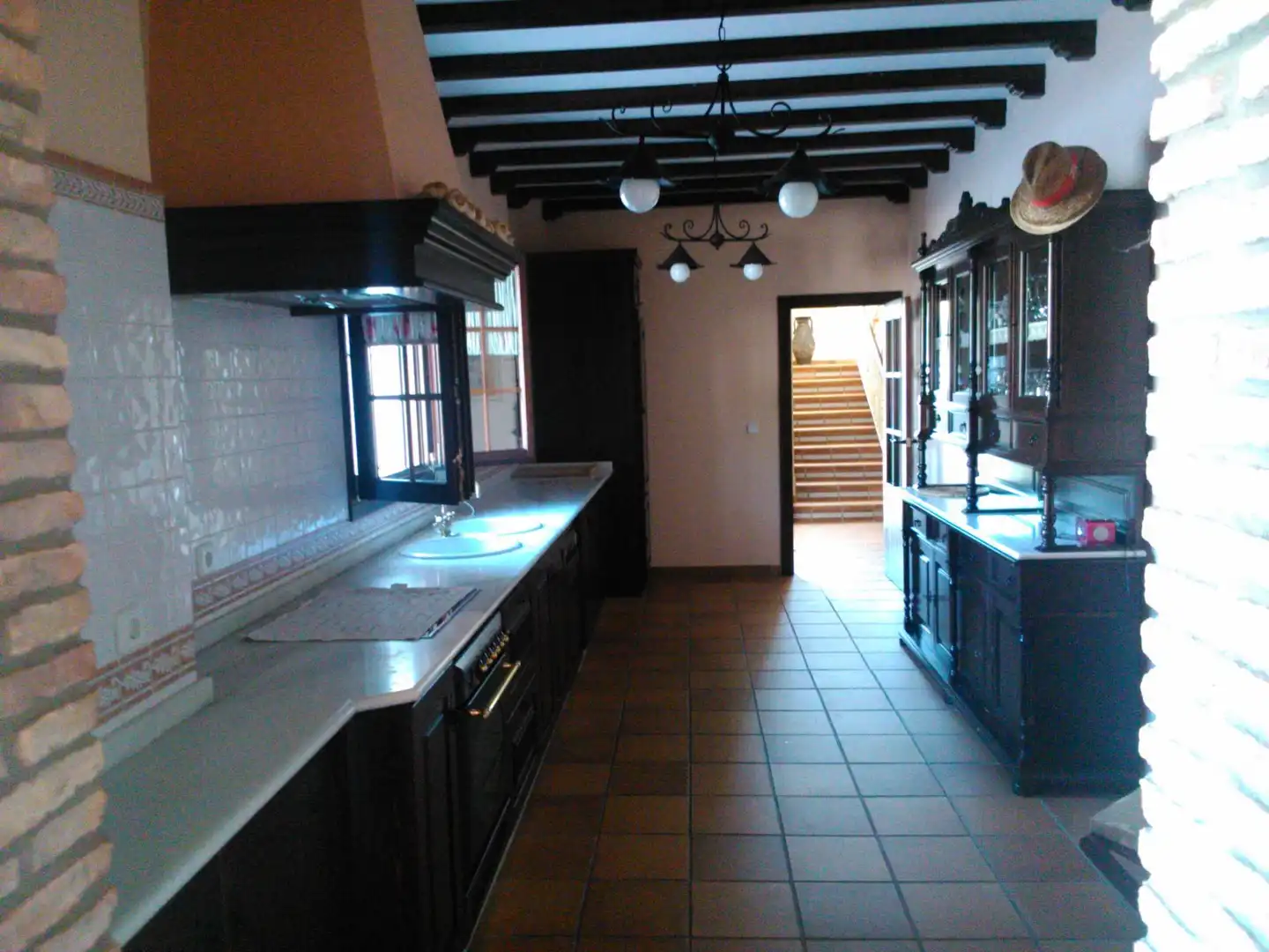 Casa o chalet en venta en Avenida Cristóbal Colón, 23, El Portil Cocina de Casa o chalet en venta en El Portil con Terraza y Piscina