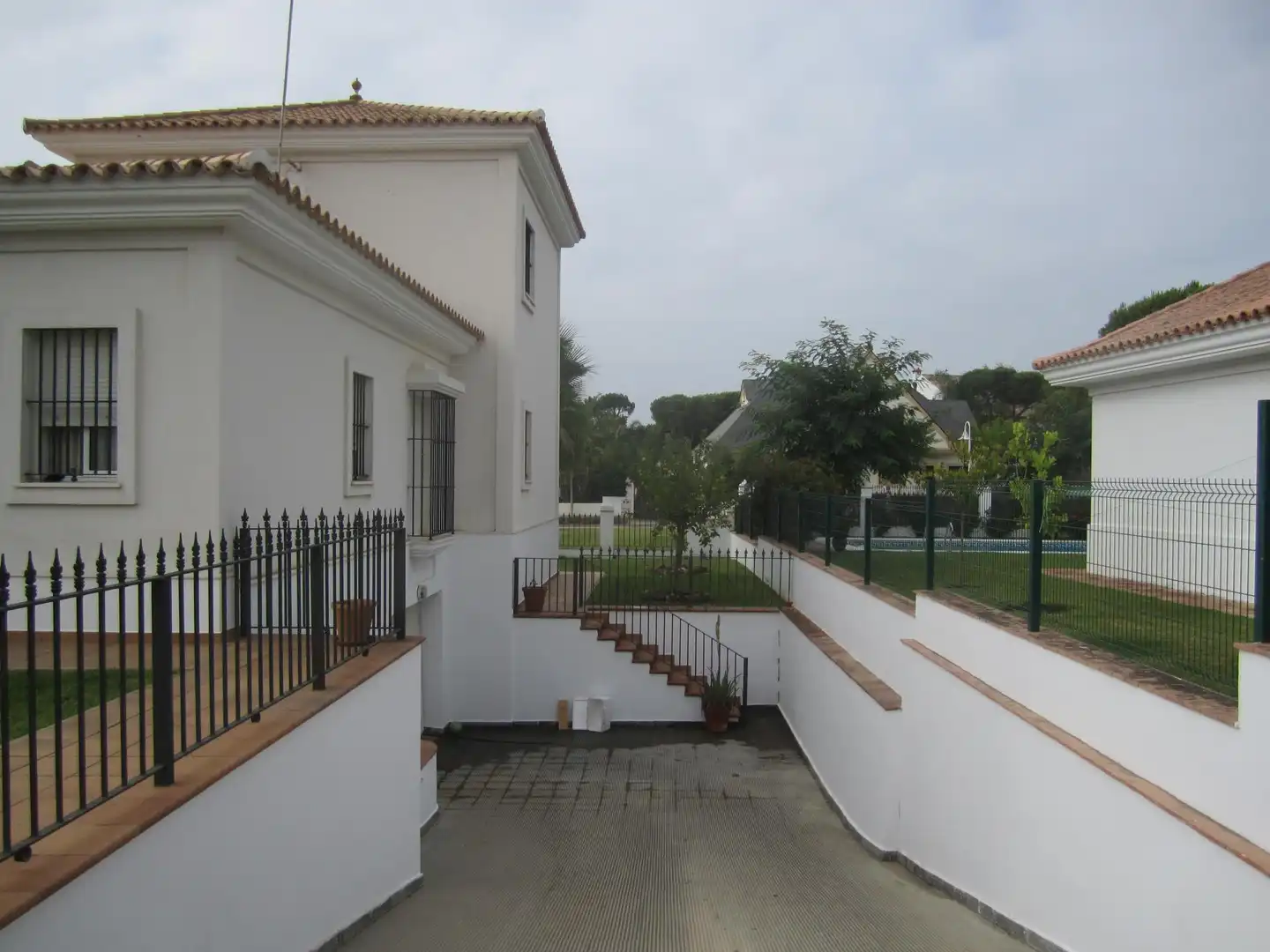 Casa o chalet en venta en Avenida Cristóbal Colón, 23, El Portil Jardín de Casa o chalet en venta en El Portil con Terraza y Piscina