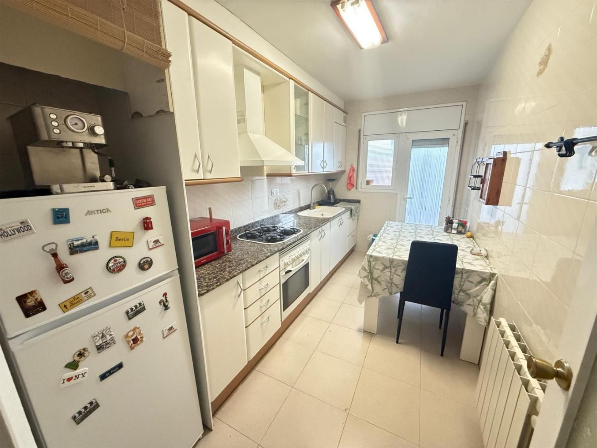 Flat to share in Carrer del Pare Llaurador, 53, Ca n'Aurell Flat to share in Carrer del Pare Llaurador, 53, Ca n'Aurell