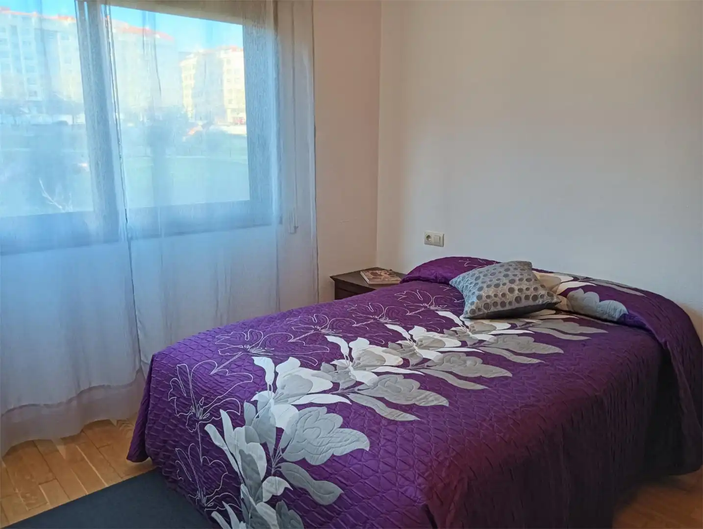Wohnungen zum Verkauf in Praza Da Miñoca, 24, As Travesas - Balaídos Schlafzimmer von Wohnungen zum Verkauf in Vigo mit Balkon