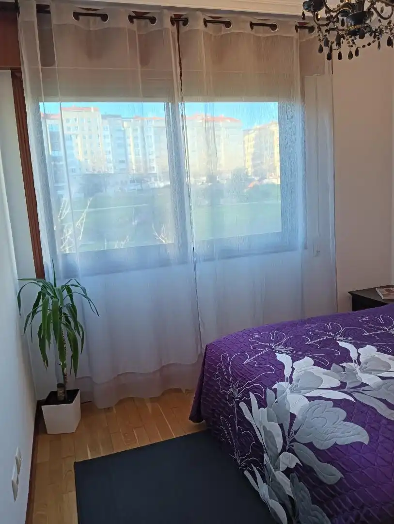 Wohnungen zum Verkauf in Praza Da Miñoca, 24, As Travesas - Balaídos Schlafzimmer von Wohnungen zum Verkauf in Vigo mit Balkon