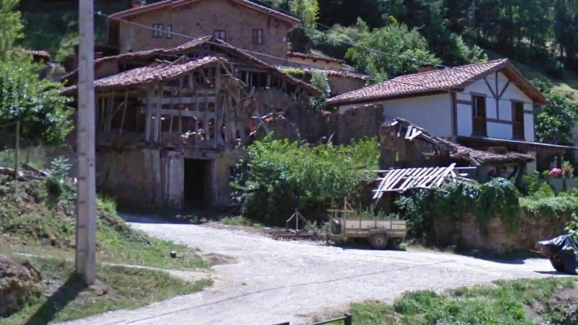 Casa adosada en venta en Cillorigo de Liébana Vista exterior de Casa adosada en venta en Cillorigo de Liébana con Jardín privado