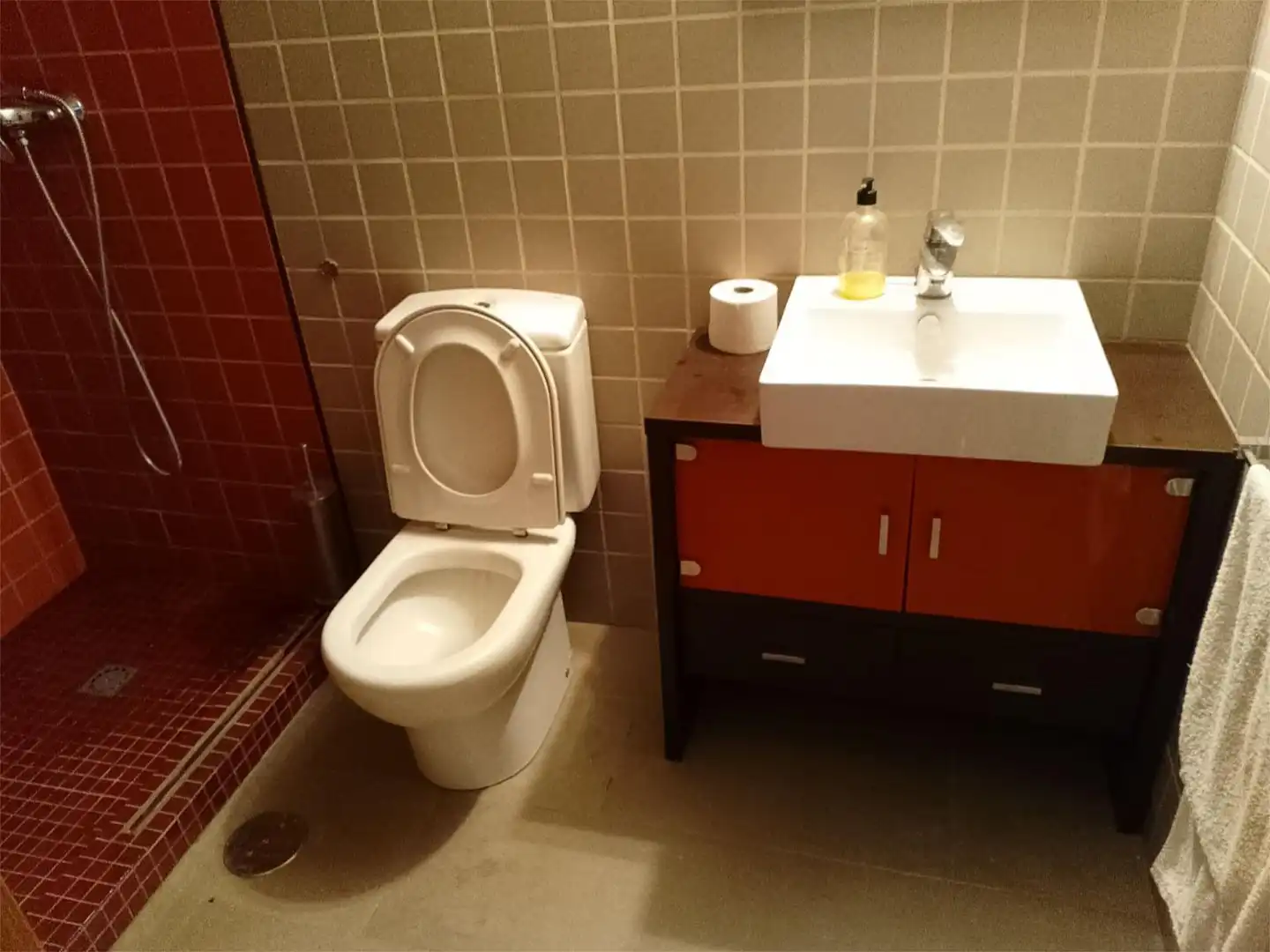 Piso en venta en Calle Vista Alegre, 6, Vistalegre Baño de Piso en venta en Murcia con Aire acondicionado, Parquet y Terraza