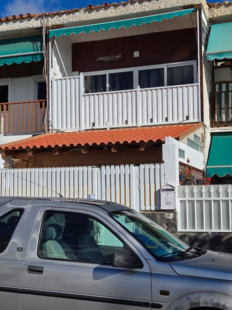 Casa o chalet en venta en Avenida Francisco Navarro Navarro, 14, Arguineguín Vista exterior de Casa o chalet en venta en Mogán con Aire acondicionado, Terraza y Piscina