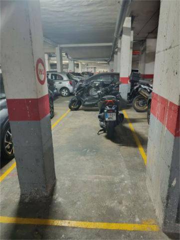 Garaje en Alquiler en La Guineueta