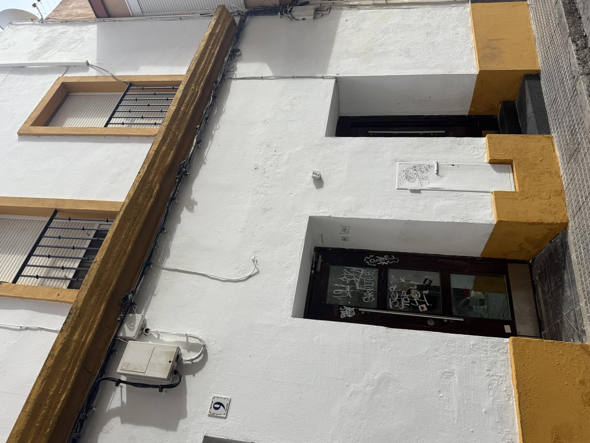 Exterior view of Premises for sale in San Fernando