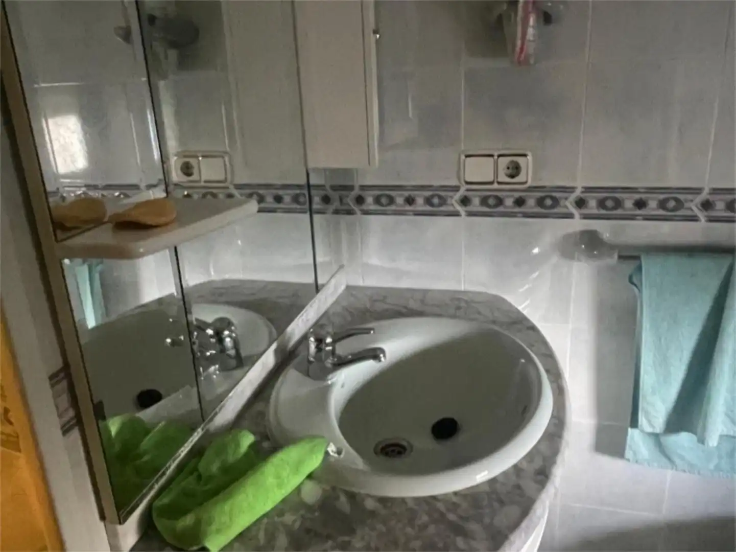 Piso en venta en Calle la Puentecilla, 1, Guardo Baño de Piso en venta en Guardo con Calefacción, Parquet y Trastero