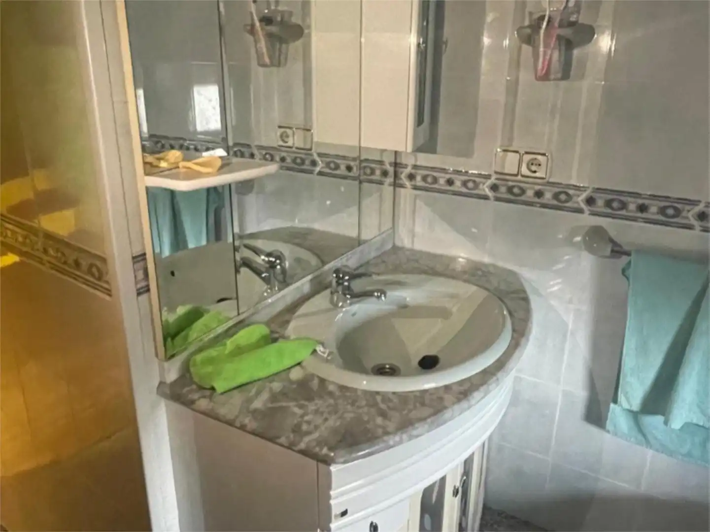 Piso en venta en Calle la Puentecilla, 1, Guardo Baño de Piso en venta en Guardo con Calefacción, Parquet y Trastero