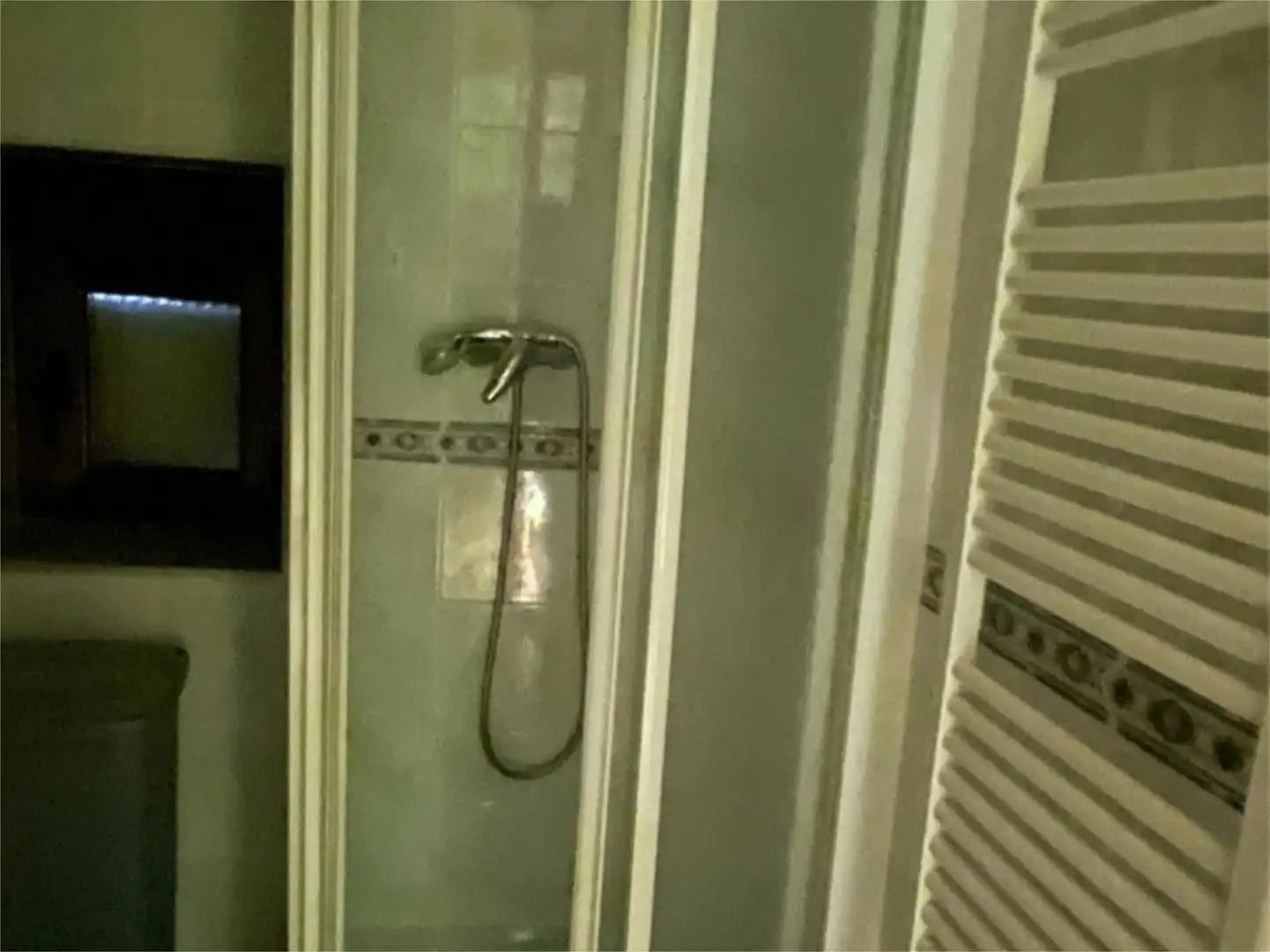 Piso en venta en Calle la Puentecilla, 1, Guardo Baño de Piso en venta en Guardo con Calefacción, Parquet y Trastero