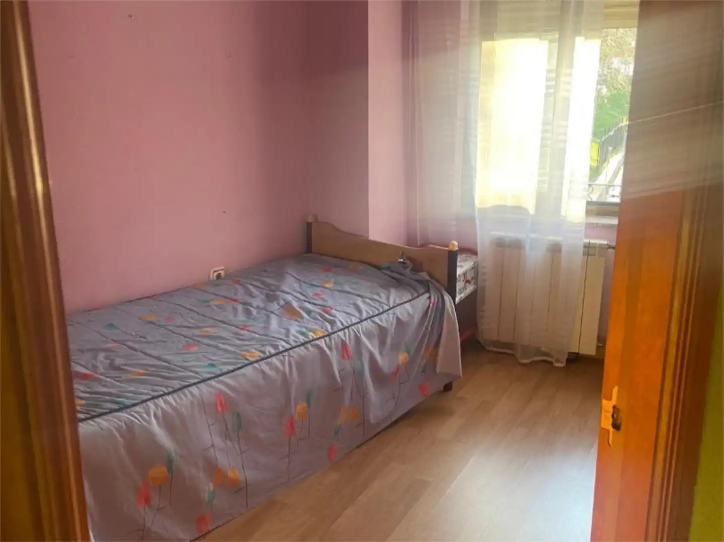 Piso en venta en Calle la Puentecilla, 1, Guardo Habitación de Piso en venta en Guardo con Calefacción, Parquet y Trastero