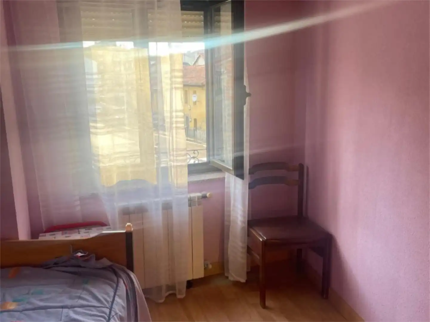 Piso en venta en Calle la Puentecilla, 1, Guardo Habitación de Piso en venta en Guardo con Calefacción, Parquet y Trastero