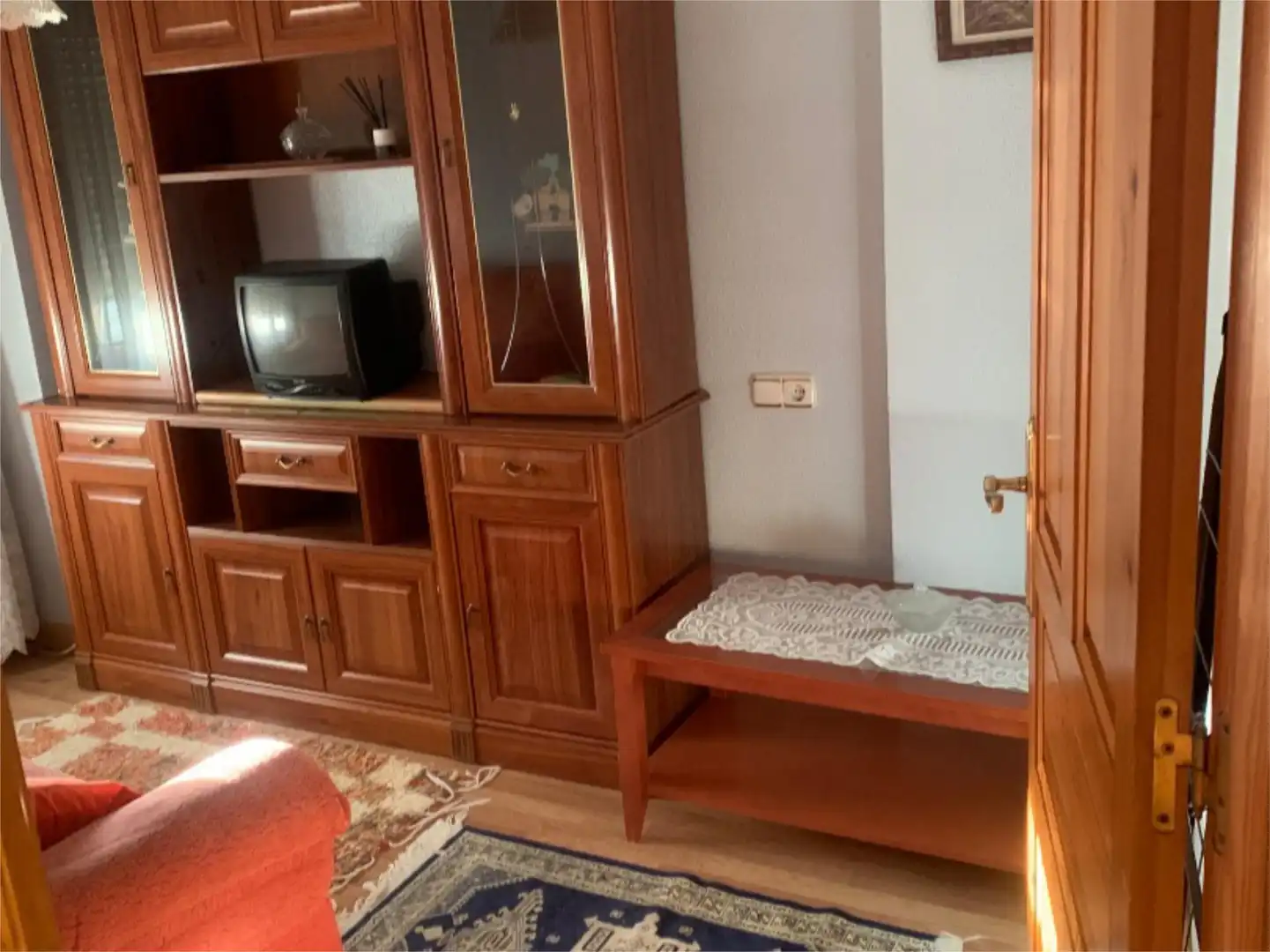 Piso en venta en Calle la Puentecilla, 1, Guardo Sala de estar de Piso en venta en Guardo con Calefacción, Parquet y Trastero