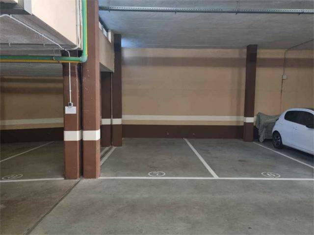 Garaje en Alquiler en Universidad