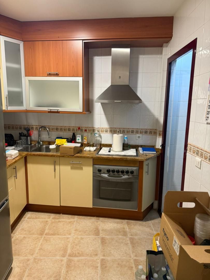 Kitchen of Flat for sale in Talavera de la Reina  with Air Conditioner, Heating and Parquet flooring