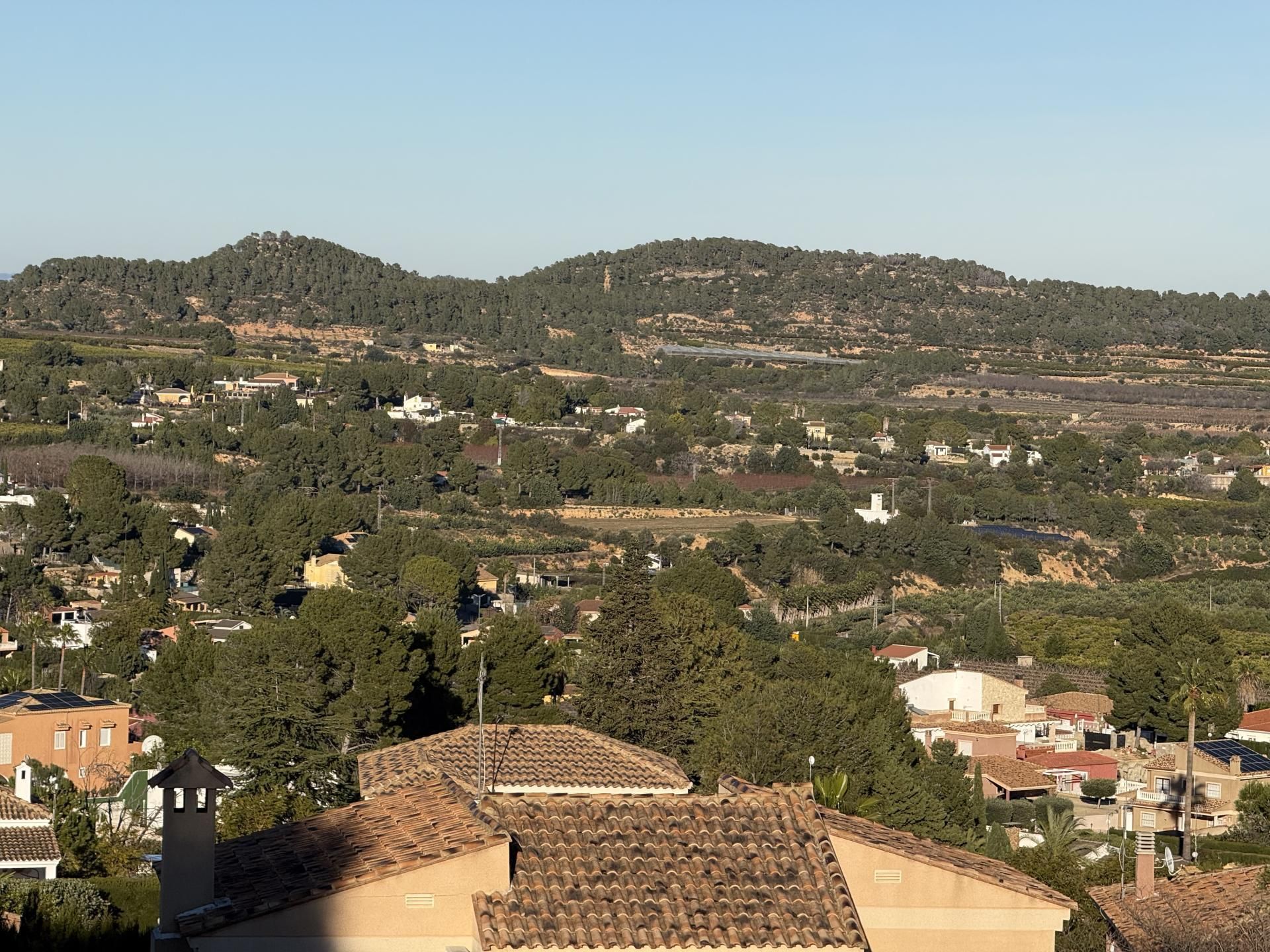 Vista exterior de Casa o xalet en venda en Turís amb Aire condicionat, Calefacció i Jardí privat
