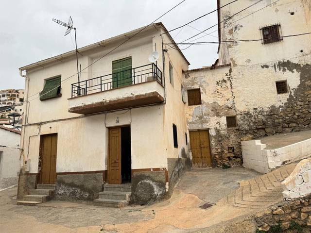 Casa adosada en Venta en Calle Granada, 66 en Albuñol